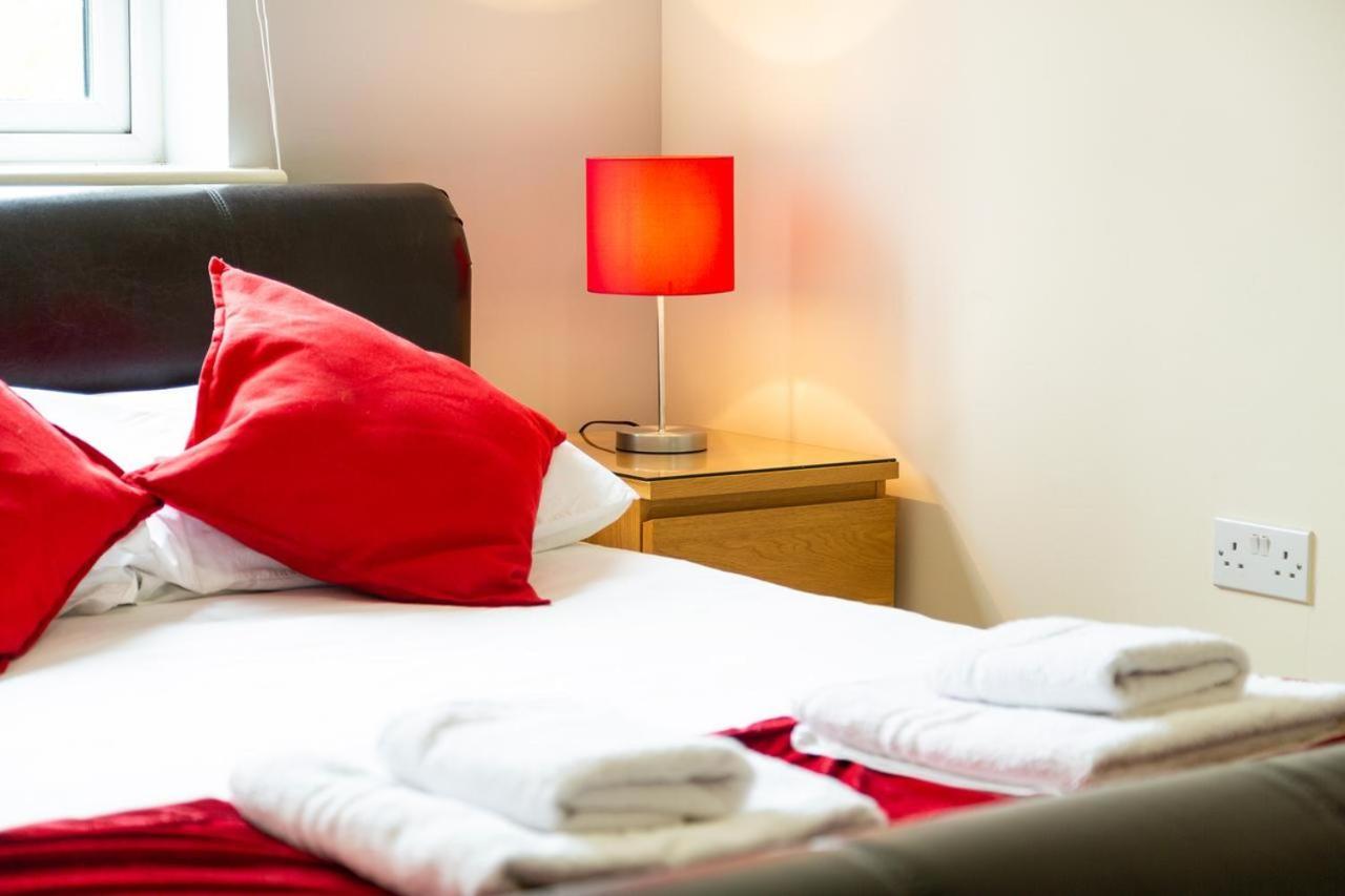 2 Bed 2 Bathroom Apartment Free Parking Bristol Exteriör bild