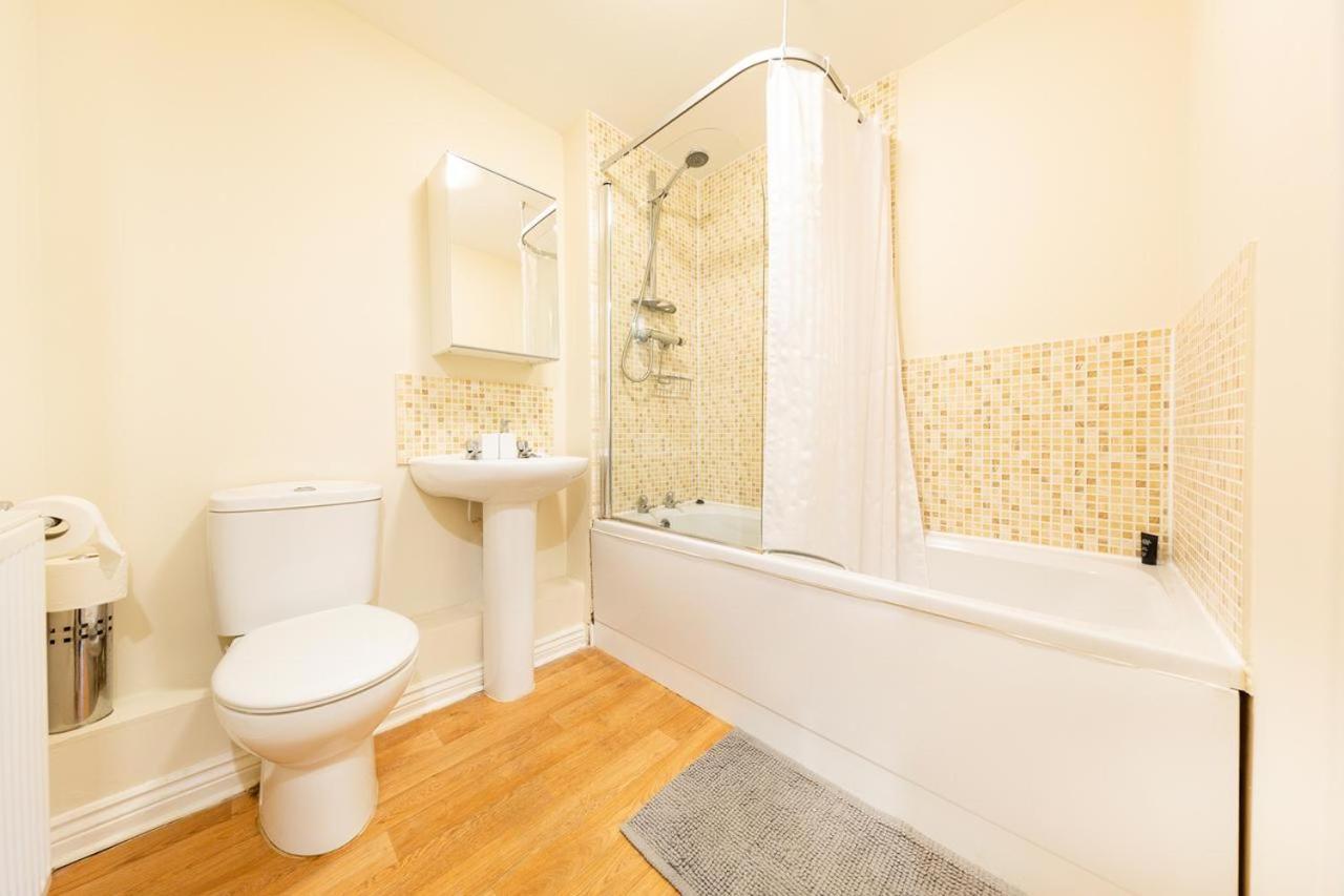 2 Bed 2 Bathroom Apartment Free Parking Bristol Exteriör bild