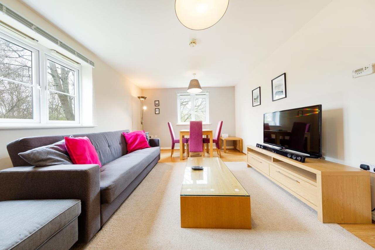 2 Bed 2 Bathroom Apartment Free Parking Bristol Exteriör bild