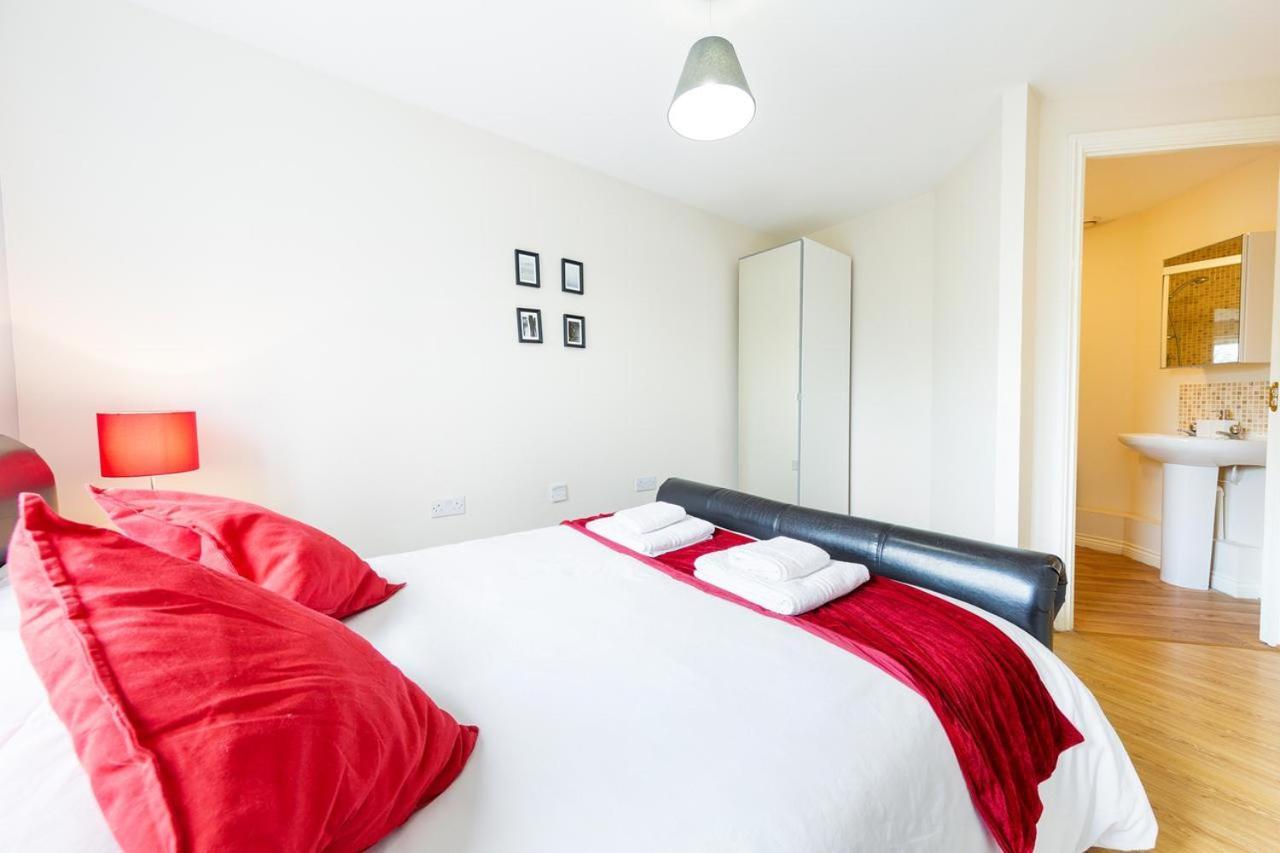 2 Bed 2 Bathroom Apartment Free Parking Bristol Exteriör bild